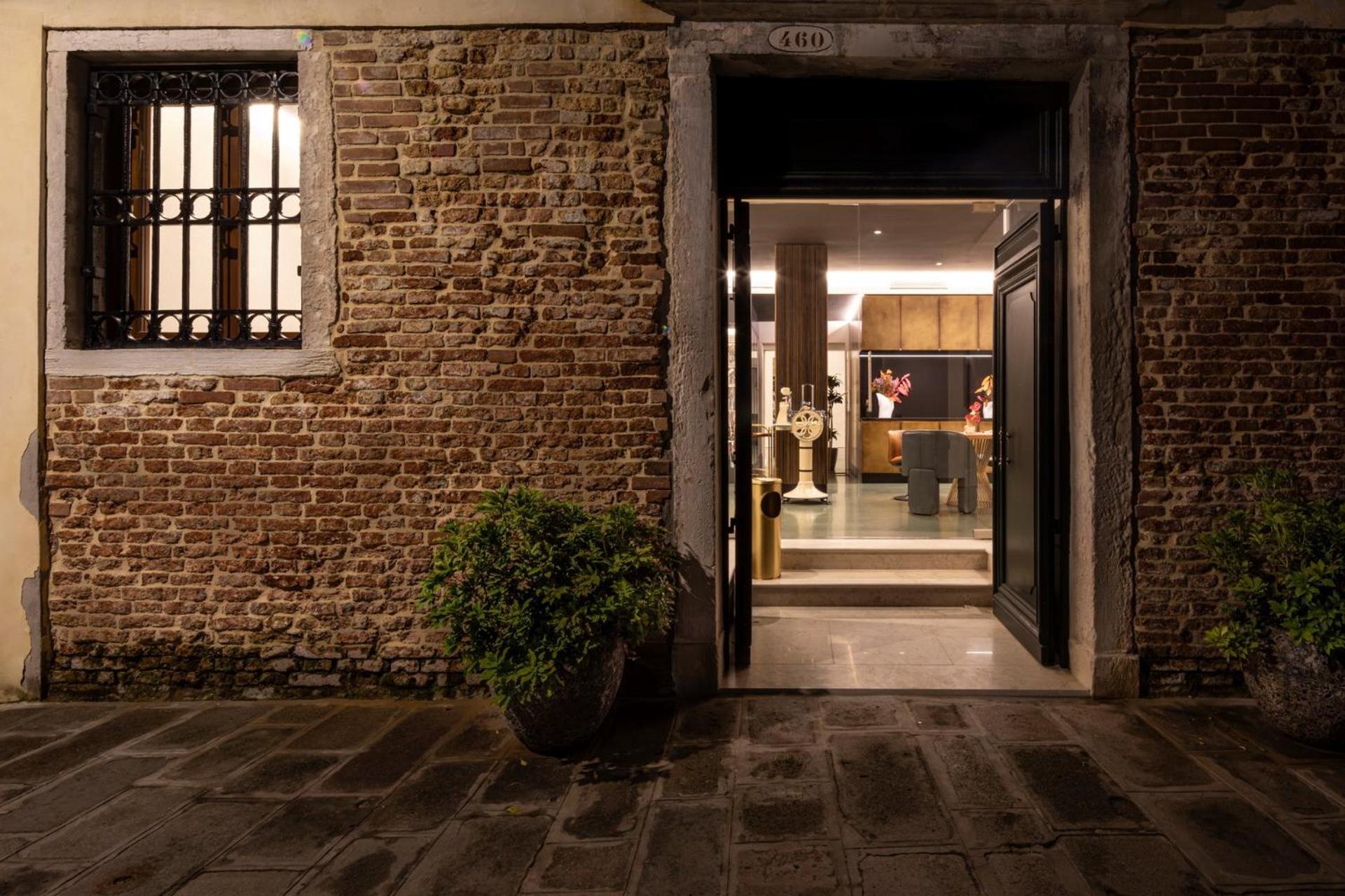 Ca' Bonfadini Historic Experience Hotel Venesia Bagian luar foto