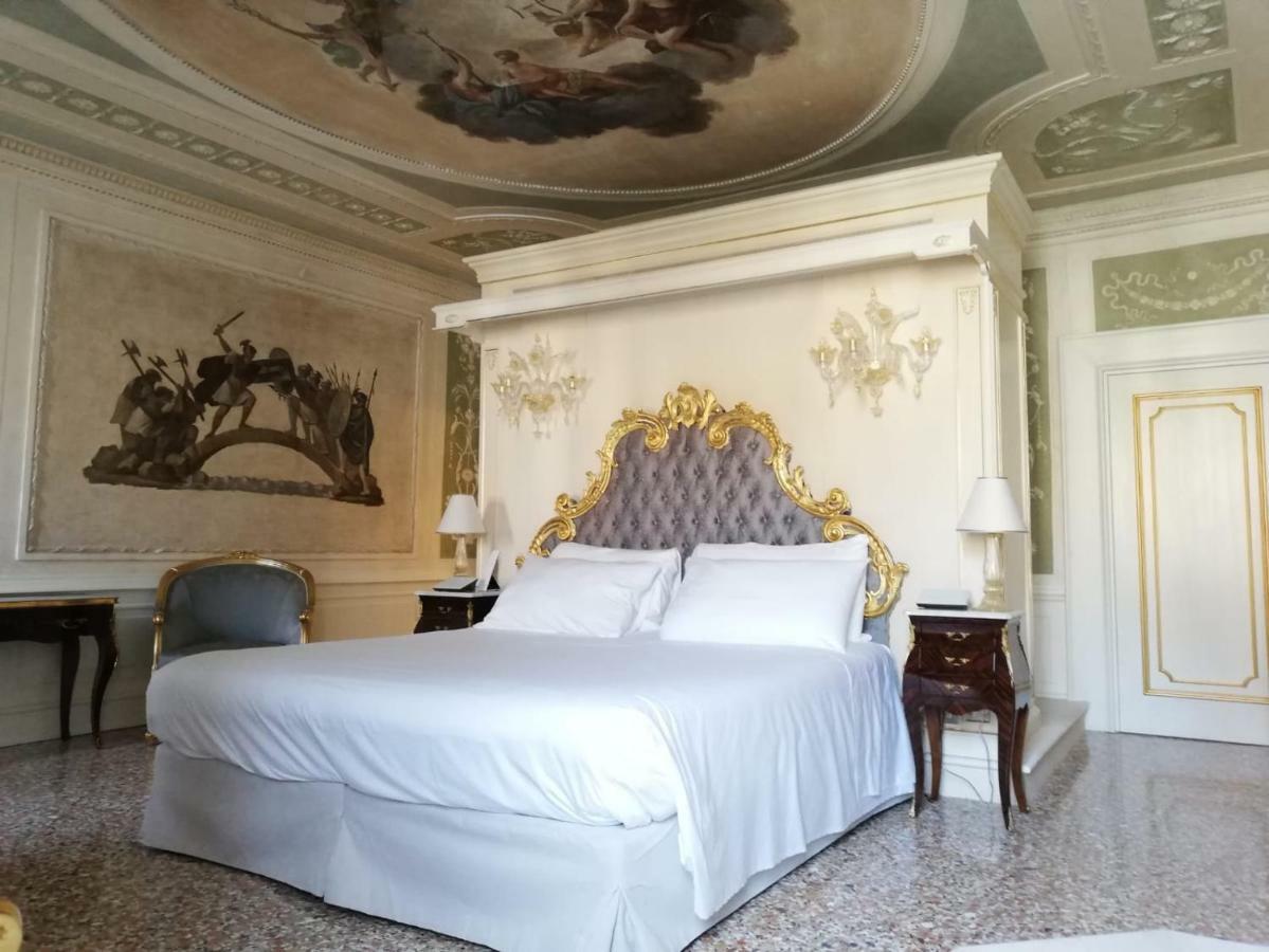 Ca' Bonfadini Historic Experience Hotel Venesia Bagian luar foto
